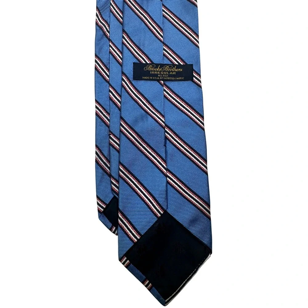 Brooks Brothers 100%Silk Necktie Striped Blue Burgundy Menswear Business Fashion
